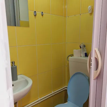 Апартаменти Comfy Studio Next To Unirii Бухарест